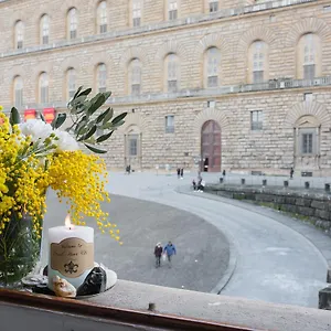 Pitti - Flo Apartment